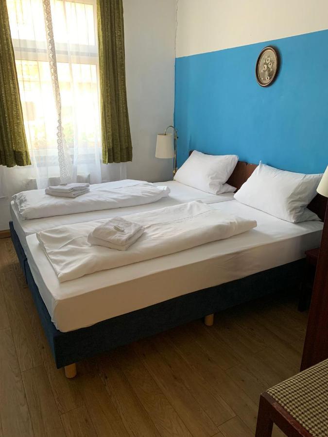 Hotel Pension Graf Konstanz Exteriör bild