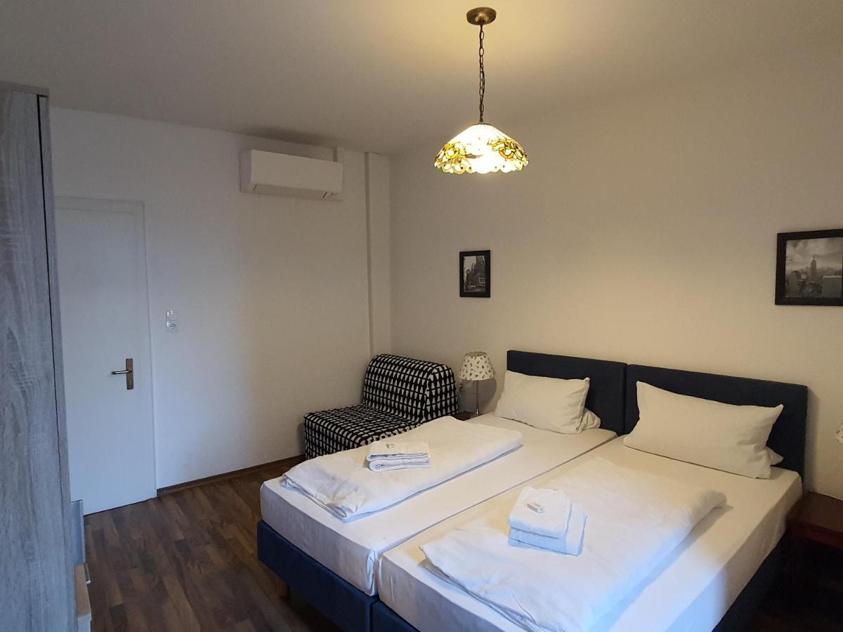 Hotel Pension Graf Konstanz Exteriör bild
