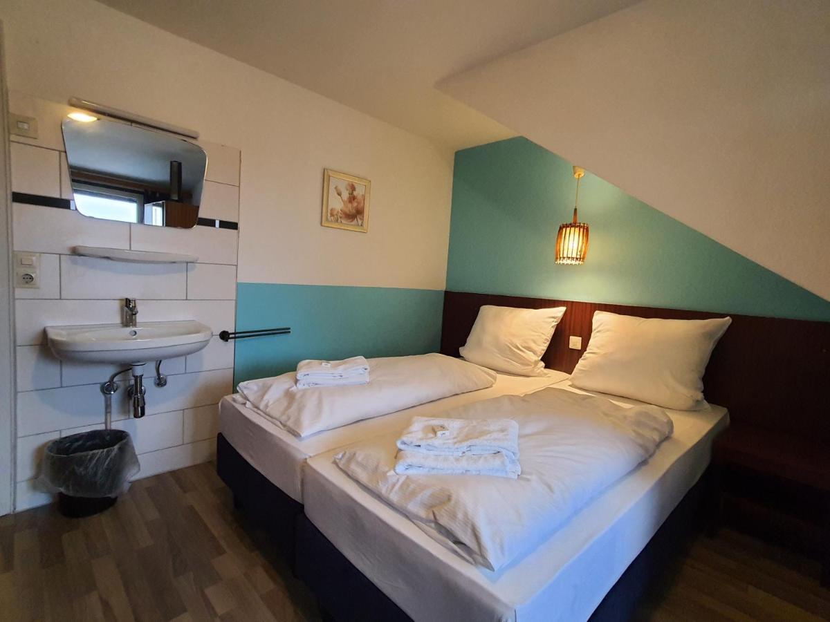 Hotel Pension Graf Konstanz Exteriör bild