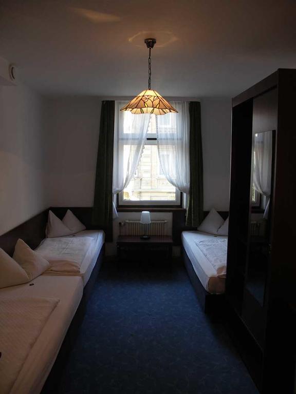 Hotel Pension Graf Konstanz Exteriör bild